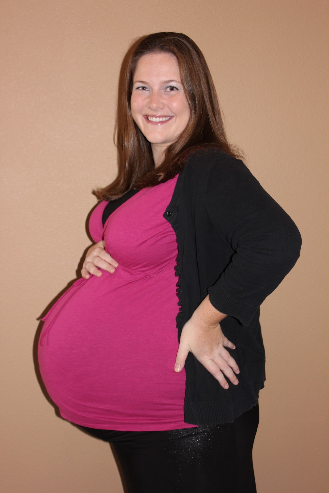 Женщина беременна двойней